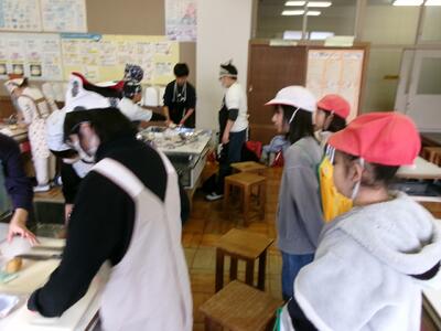 何を作っているのかな？