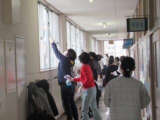 窓をきれいにしましょう