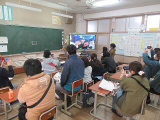 映像で学校生活を振り返って